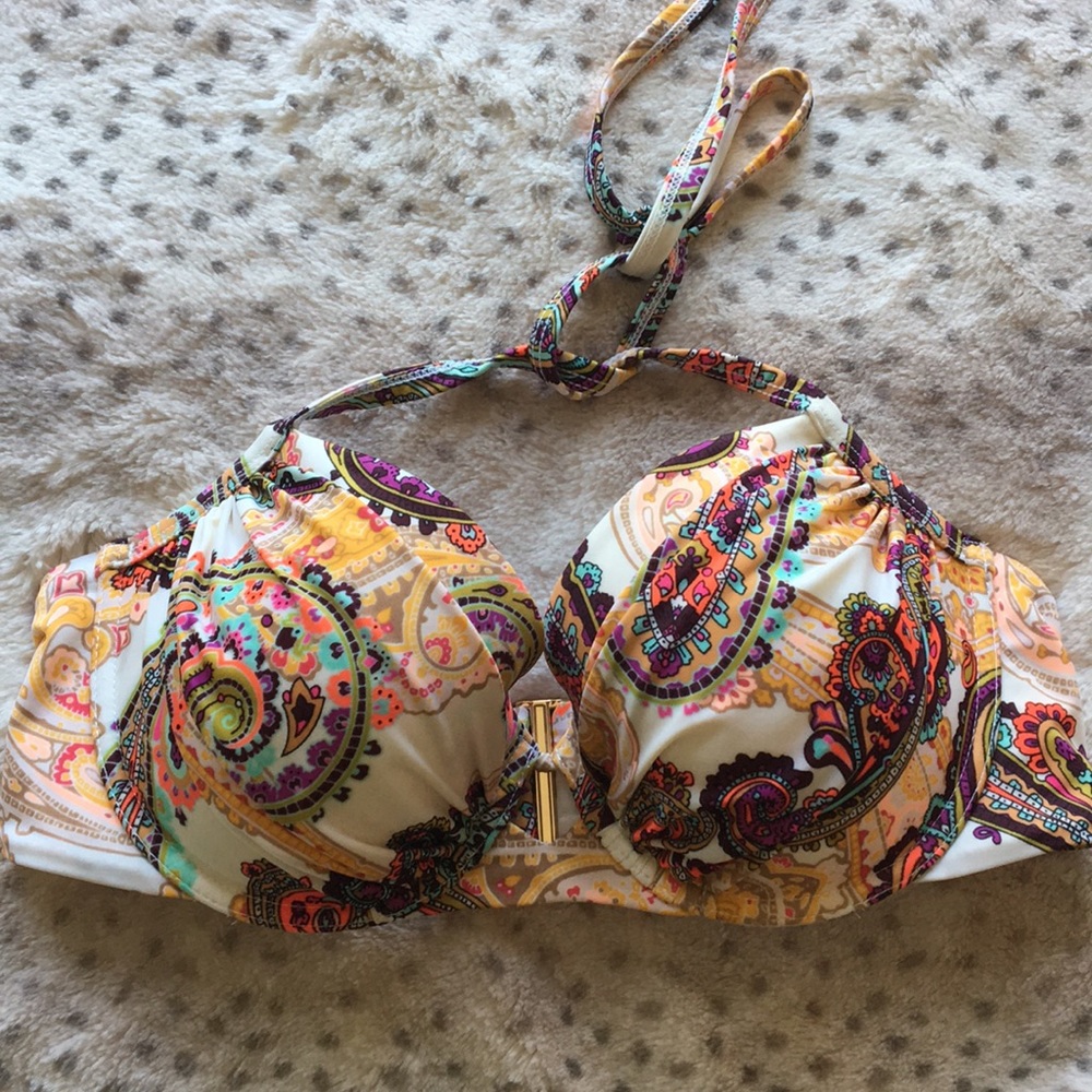 Victoria Secret patterned 34D patterned bikini